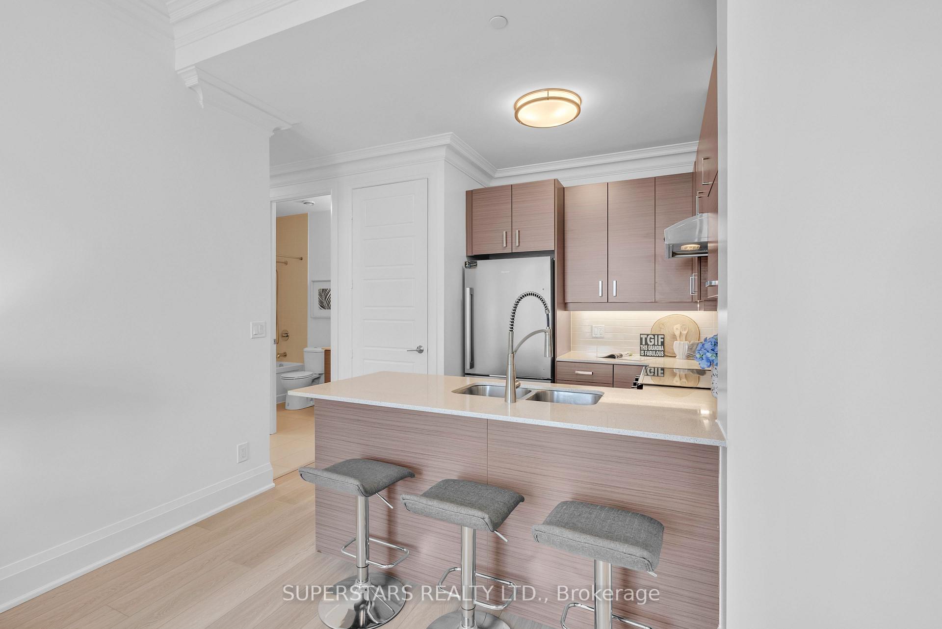 Photo 2 of Unit PH03, 1 Uptown Drive, Markham, Unionville — HOMEH
