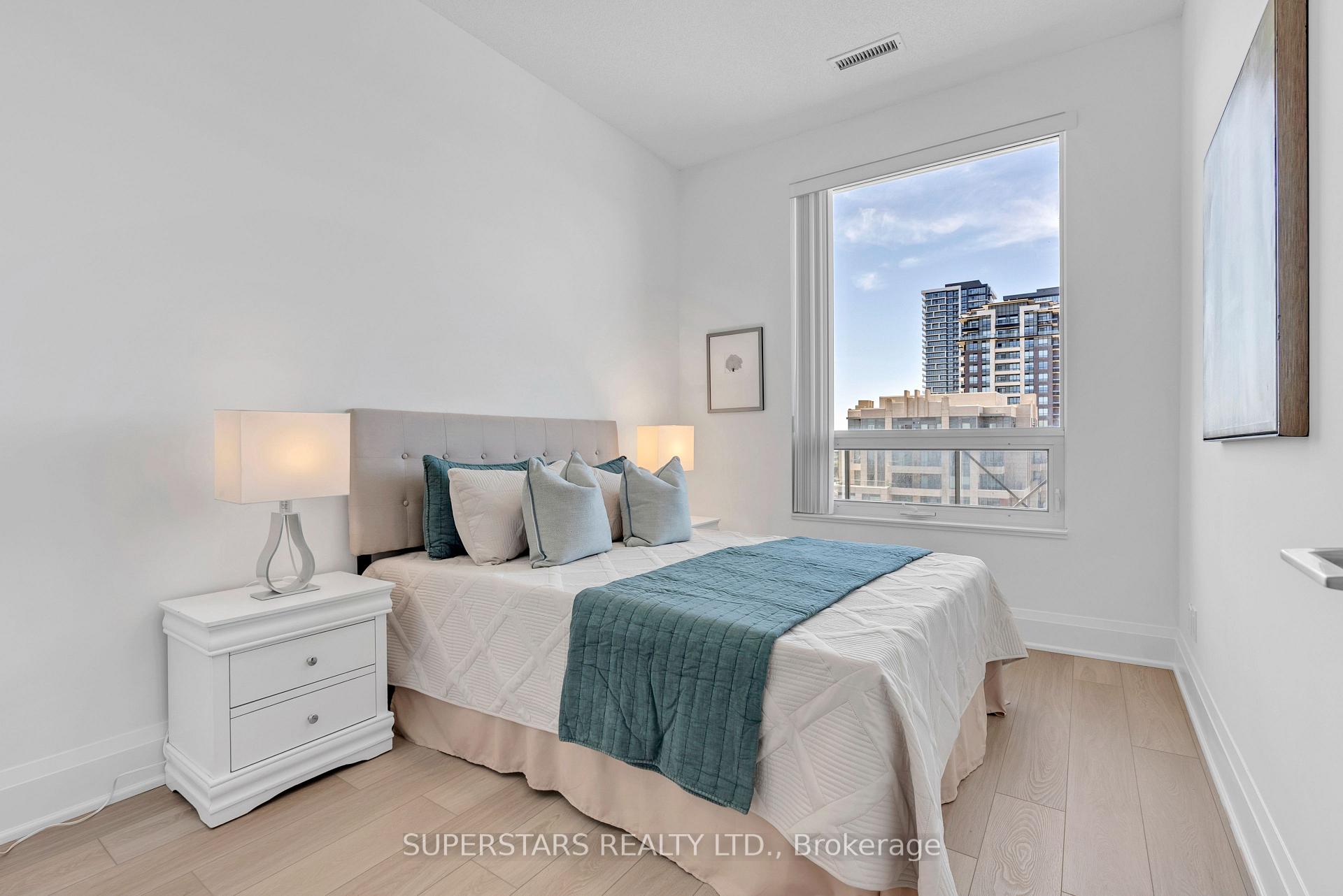 Photo 5 of Unit PH03, 1 Uptown Drive, Markham, Unionville — HOMEH