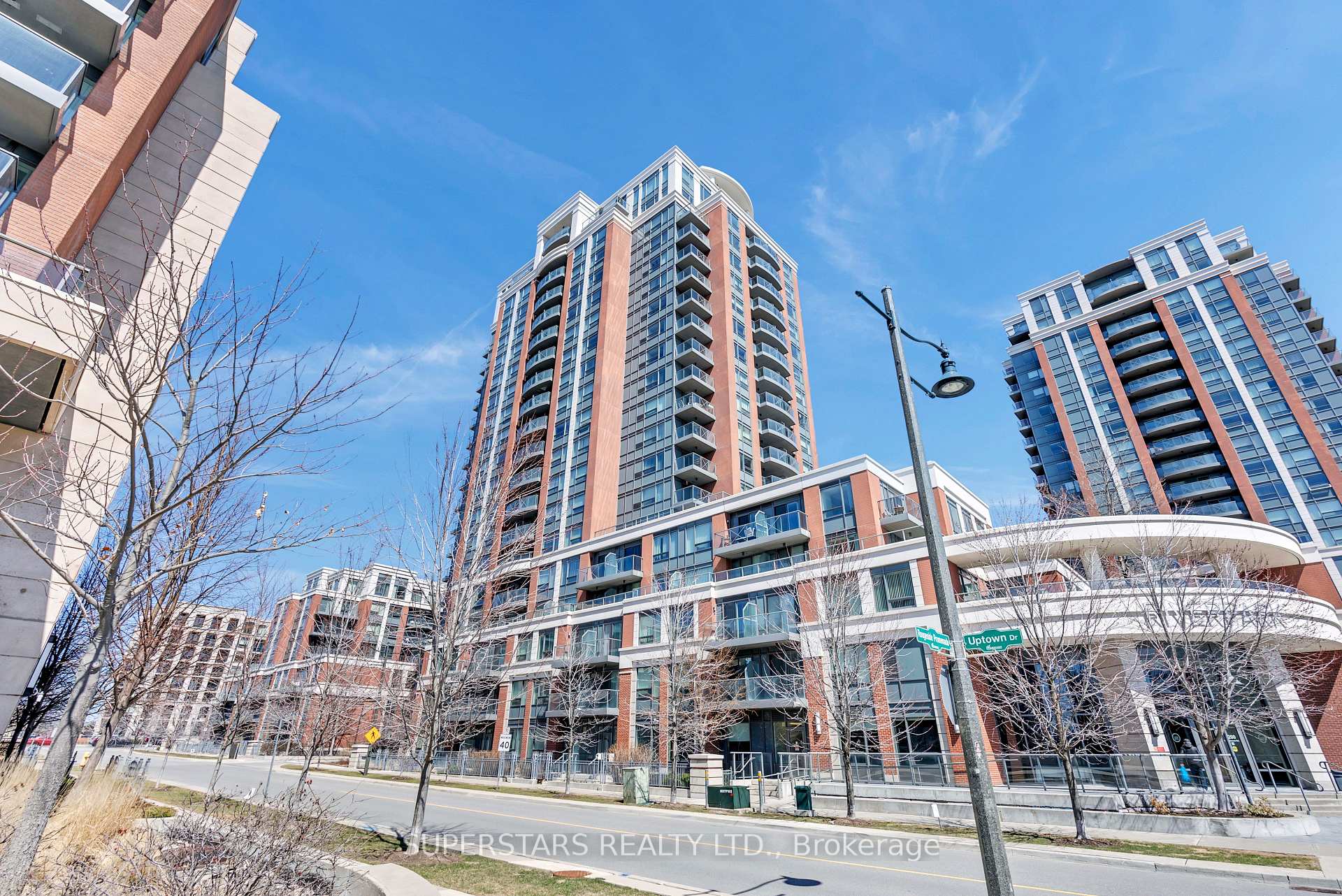 Photo 6 of Unit PH03, 1 Uptown Drive, Markham, Unionville — HOMEH