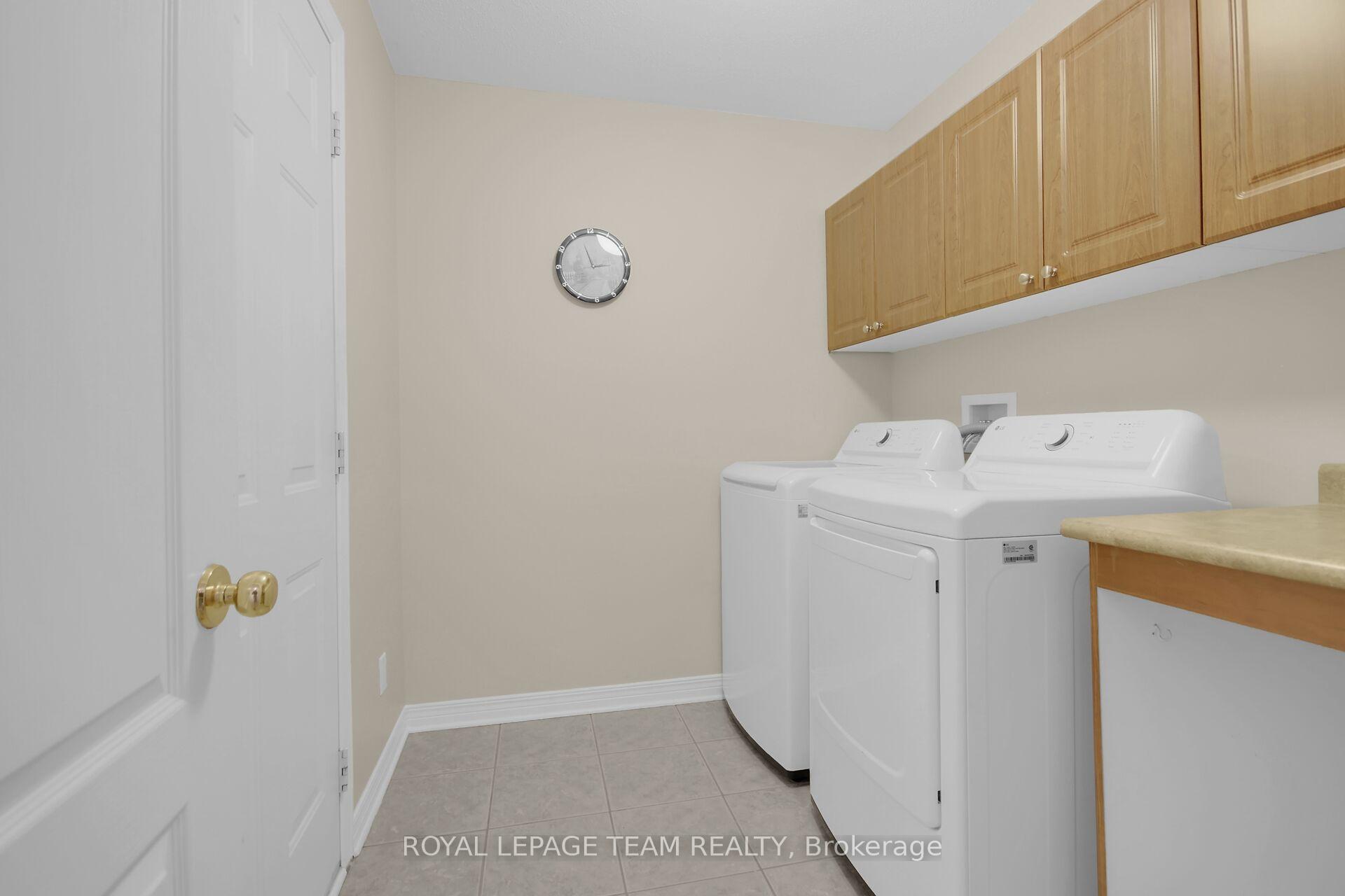 Photo 22 of 45 Amberlakes Drive, Ottawa, Stittsville (Central) — HOMEH