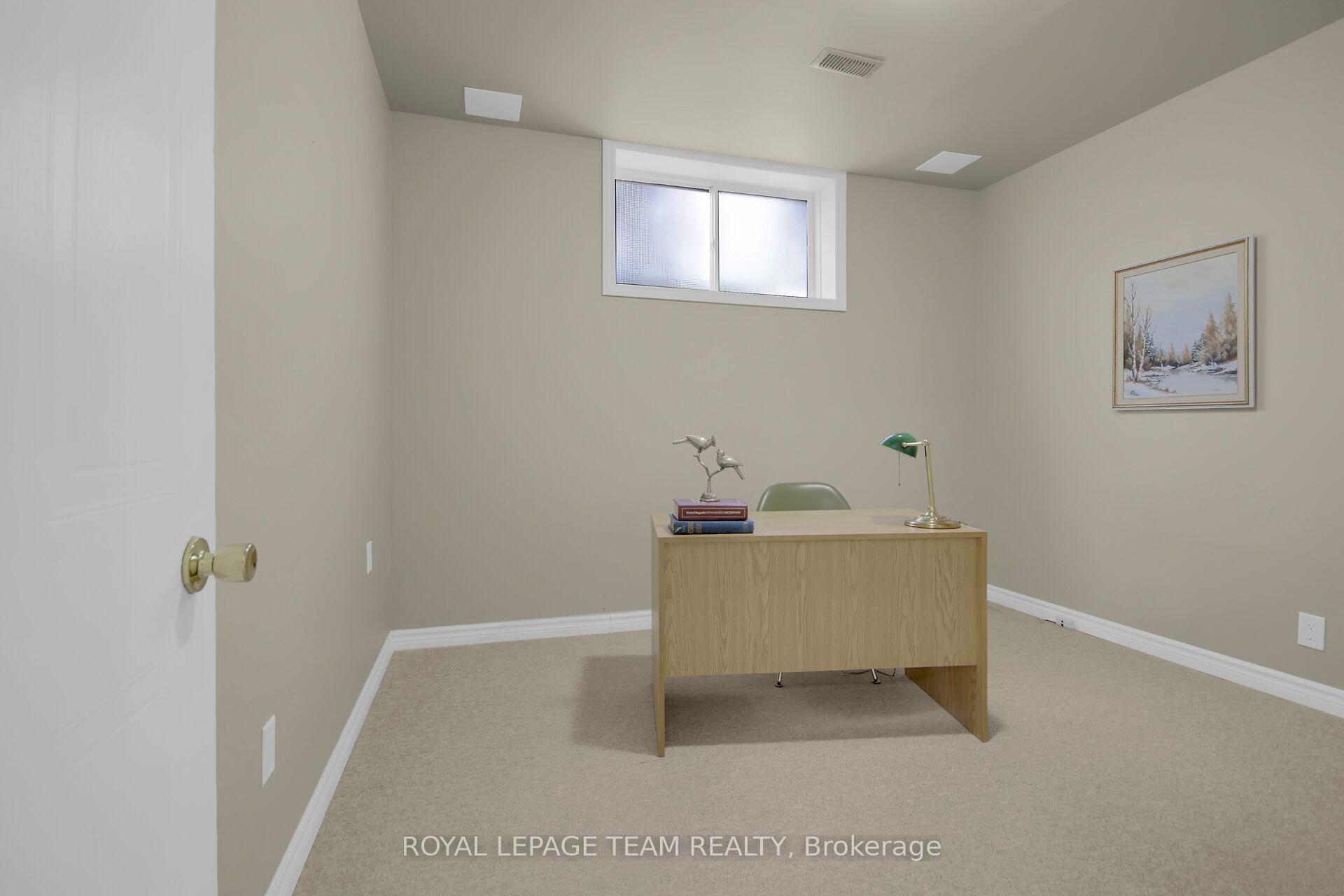 Photo 11 of 45 Amberlakes Drive, Ottawa, Stittsville (Central) — HOMEH
