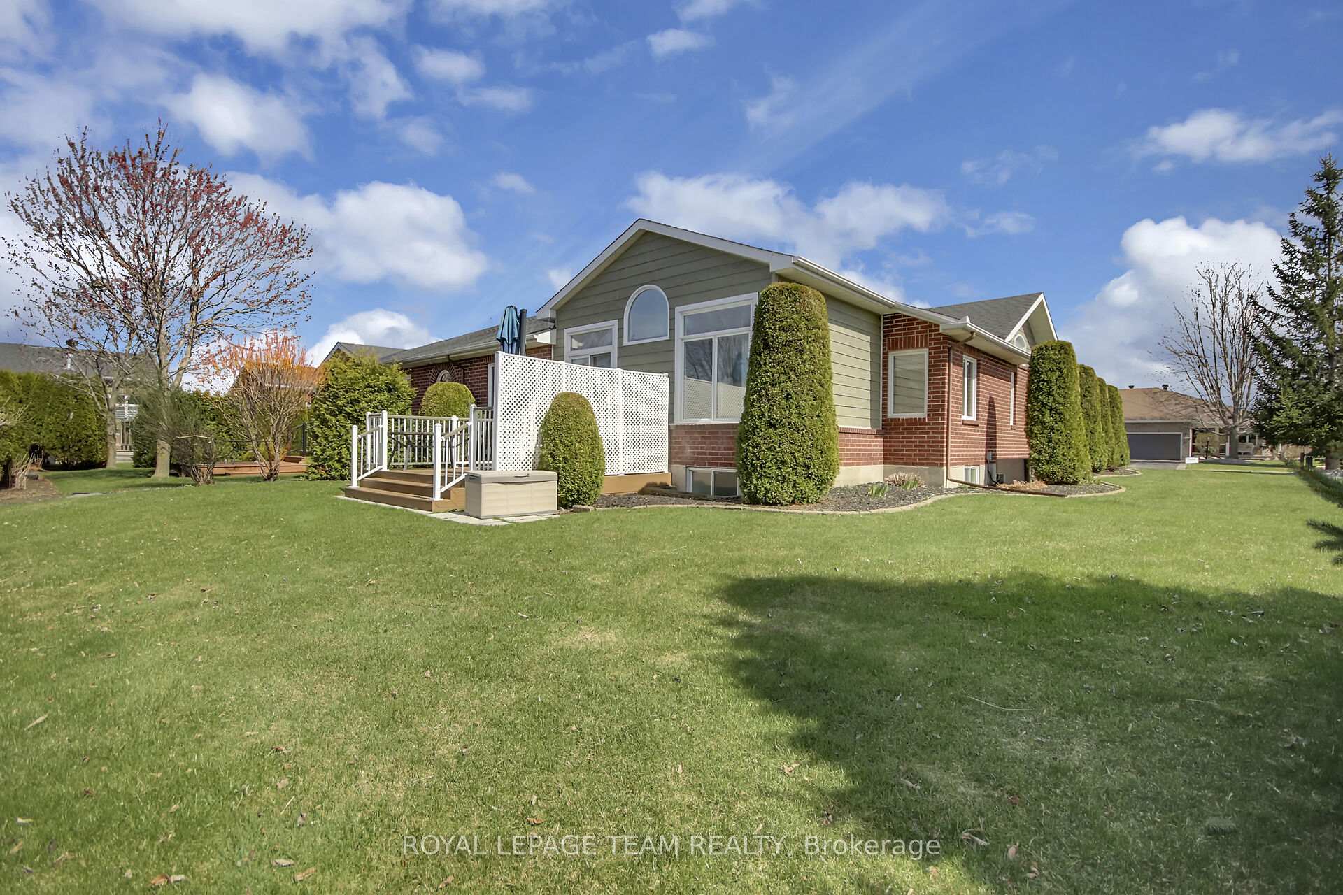 Photo 34 of 45 Amberlakes Drive, Ottawa, Stittsville (Central) — HOMEH