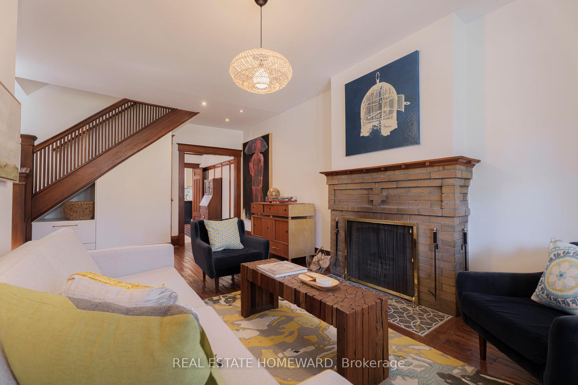 Photo 3 of 128 Bingham Avenue, Toronto, East End-Danforth — HOMEH