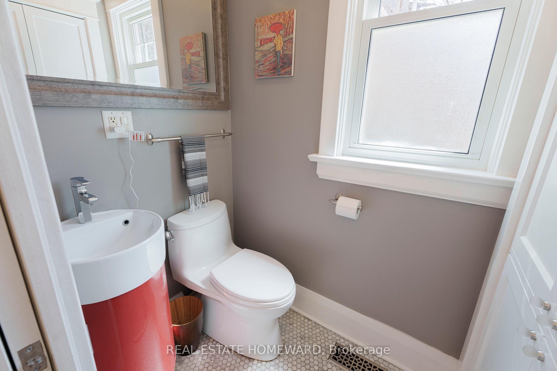 Photo 6 of 128 Bingham Avenue, Toronto, East End-Danforth — HOMEH