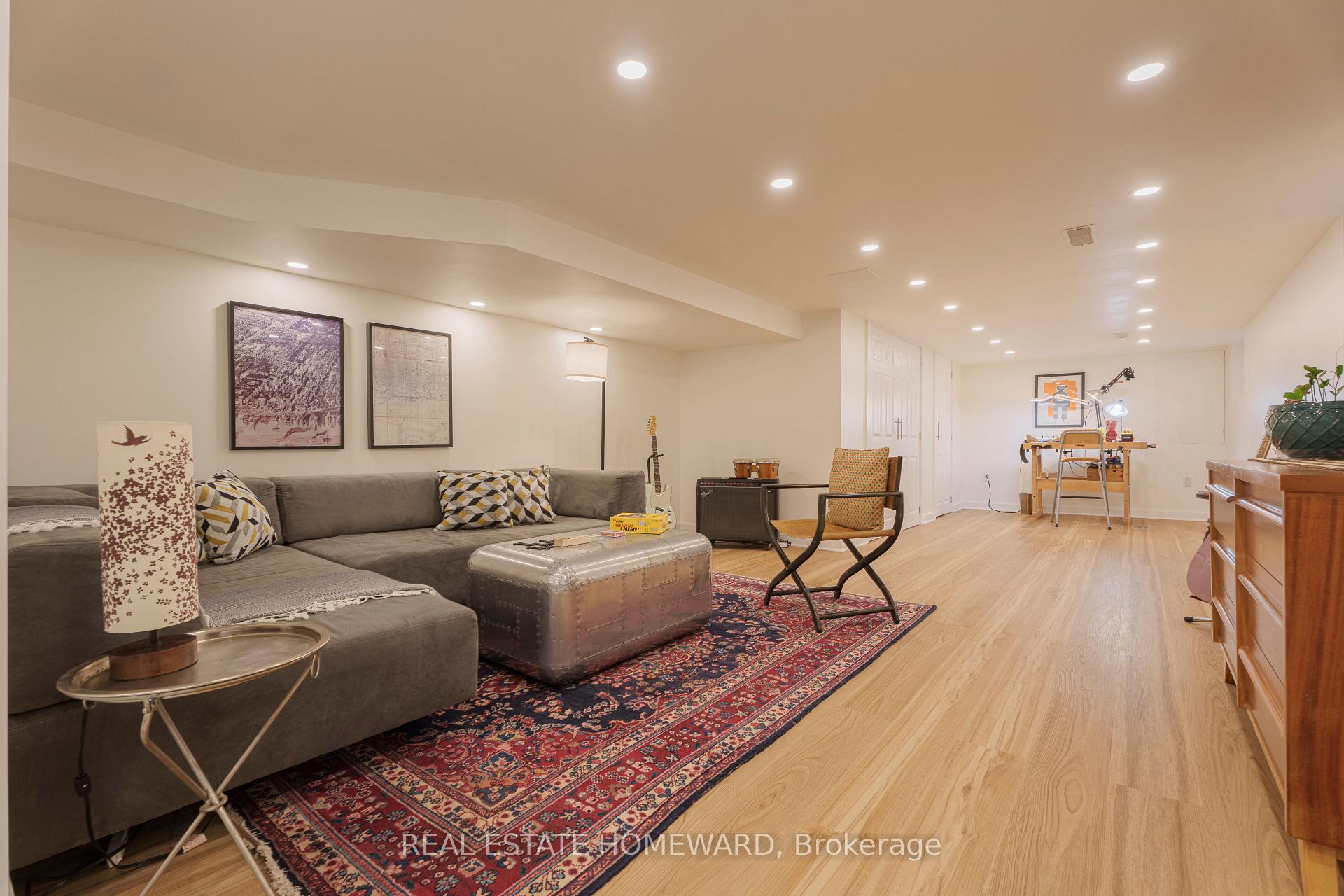 Photo 32 of 128 Bingham Avenue, Toronto, East End-Danforth — HOMEH