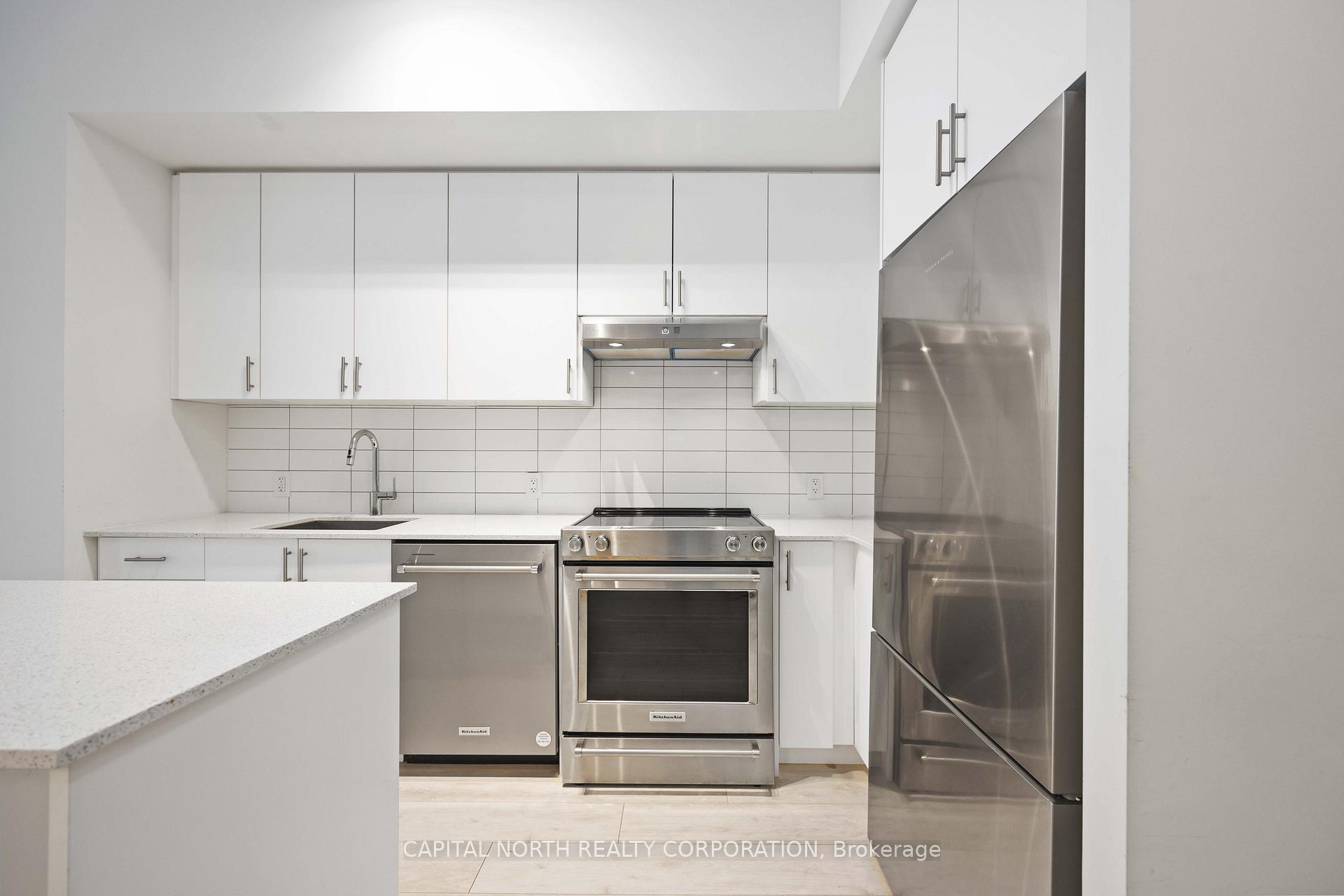 Photo 7 of Unit 615, 9000 Jane Street, Vaughan, Vellore Village — HOMEH