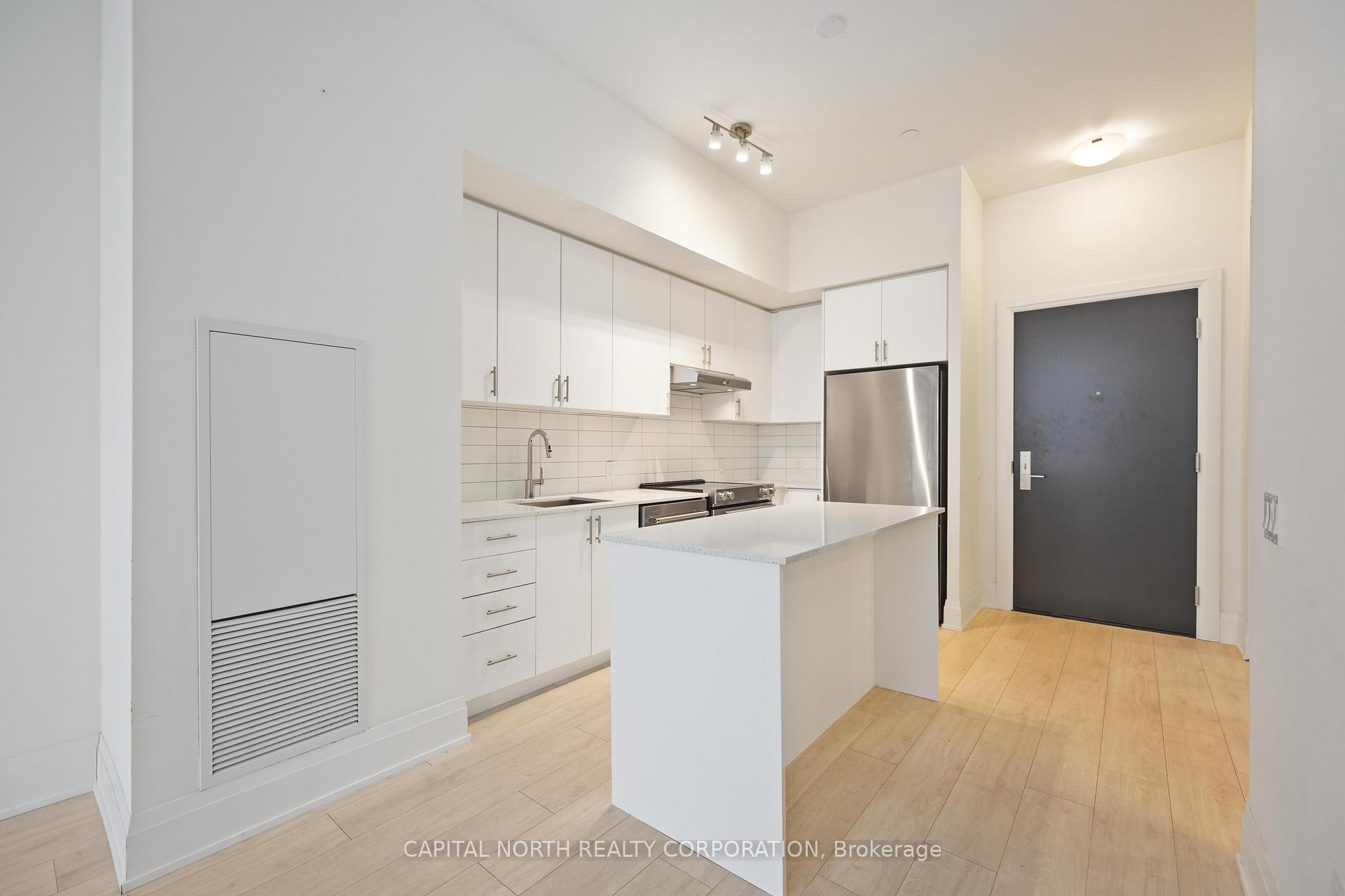 Photo 13 of Unit 615, 9000 Jane Street, Vaughan, Vellore Village — HOMEH