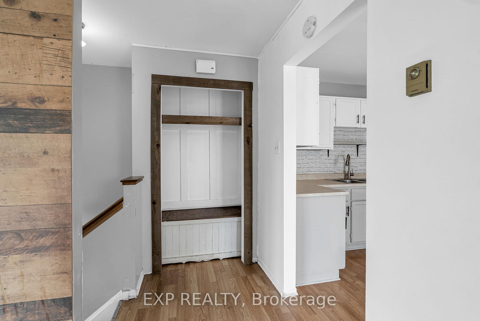 Photo 3 of 1820 Elgin Street, Cornwall — HOMEH