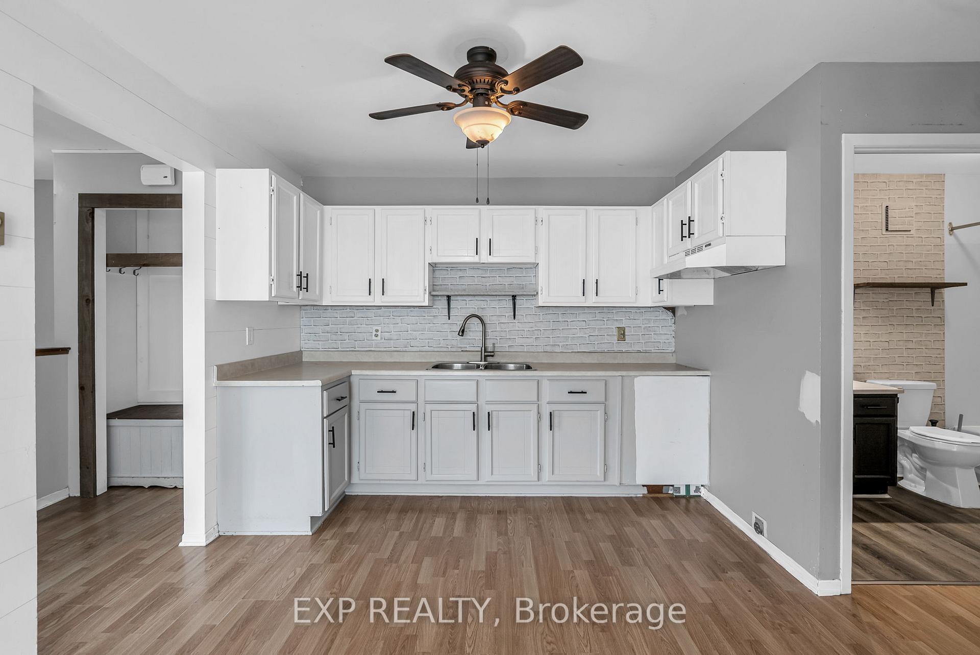 Photo 9 of 1820 Elgin Street, Cornwall — HOMEH