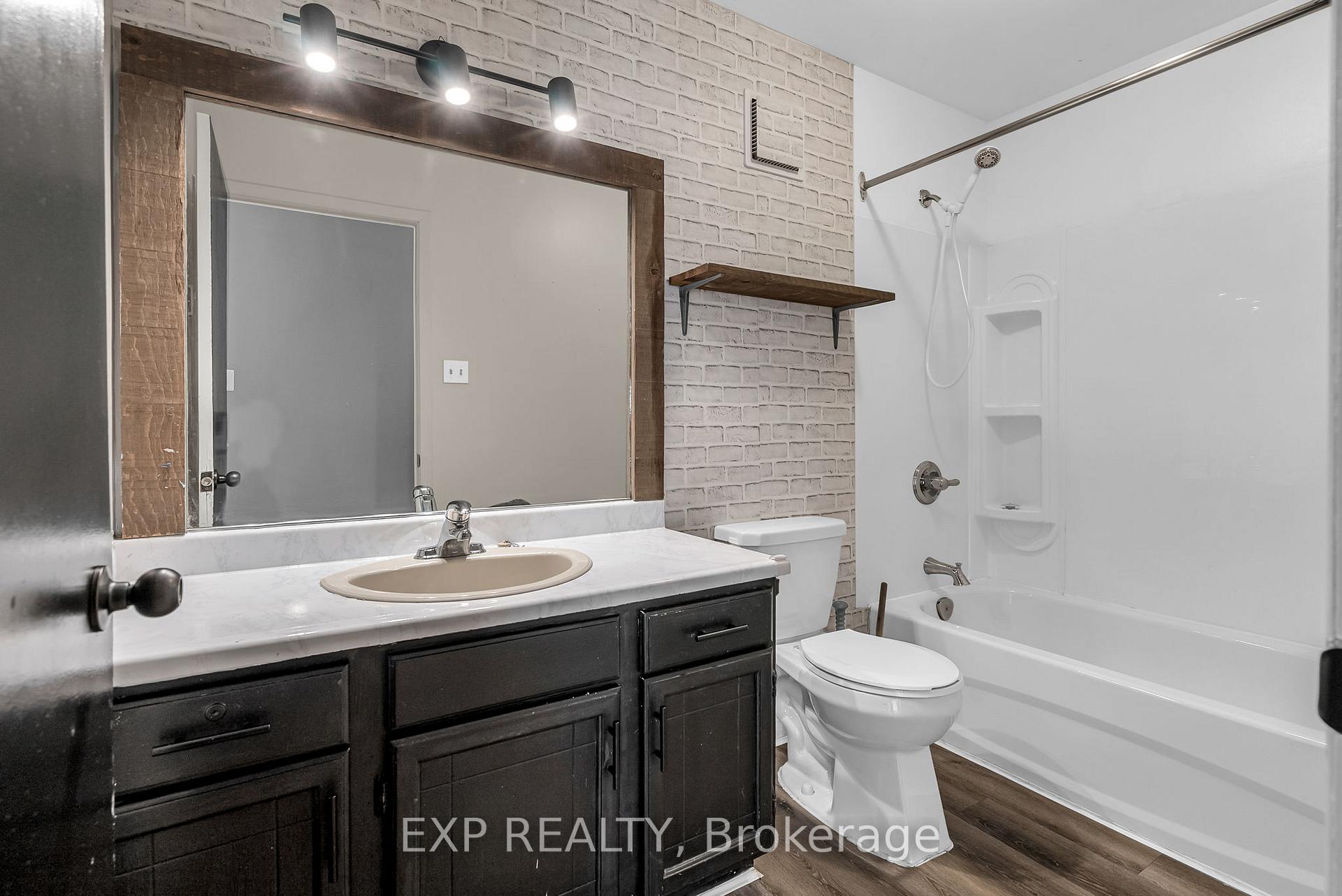 Photo 19 of 1820 Elgin Street, Cornwall — HOMEH