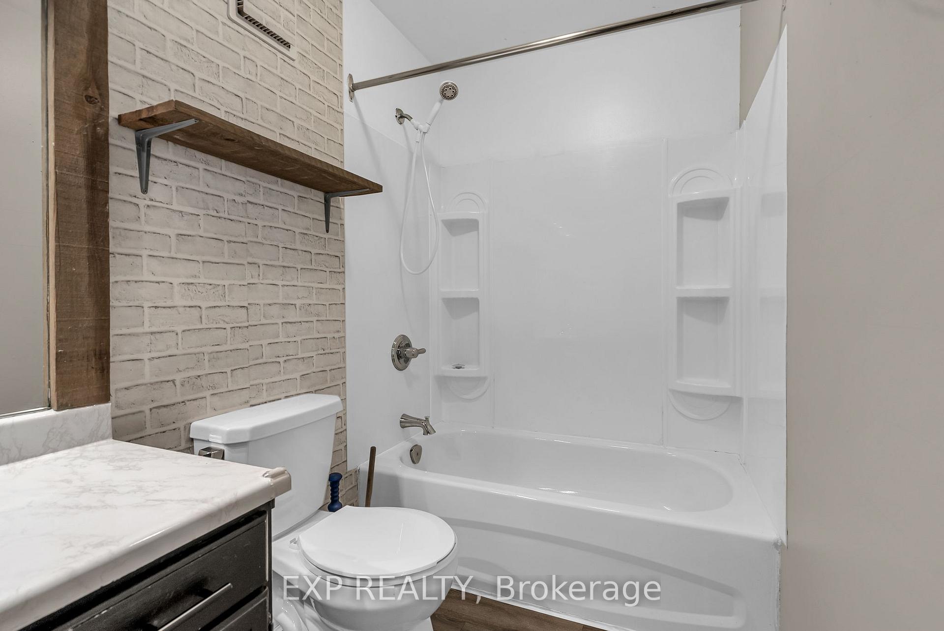 Photo 20 of 1820 Elgin Street, Cornwall — HOMEH