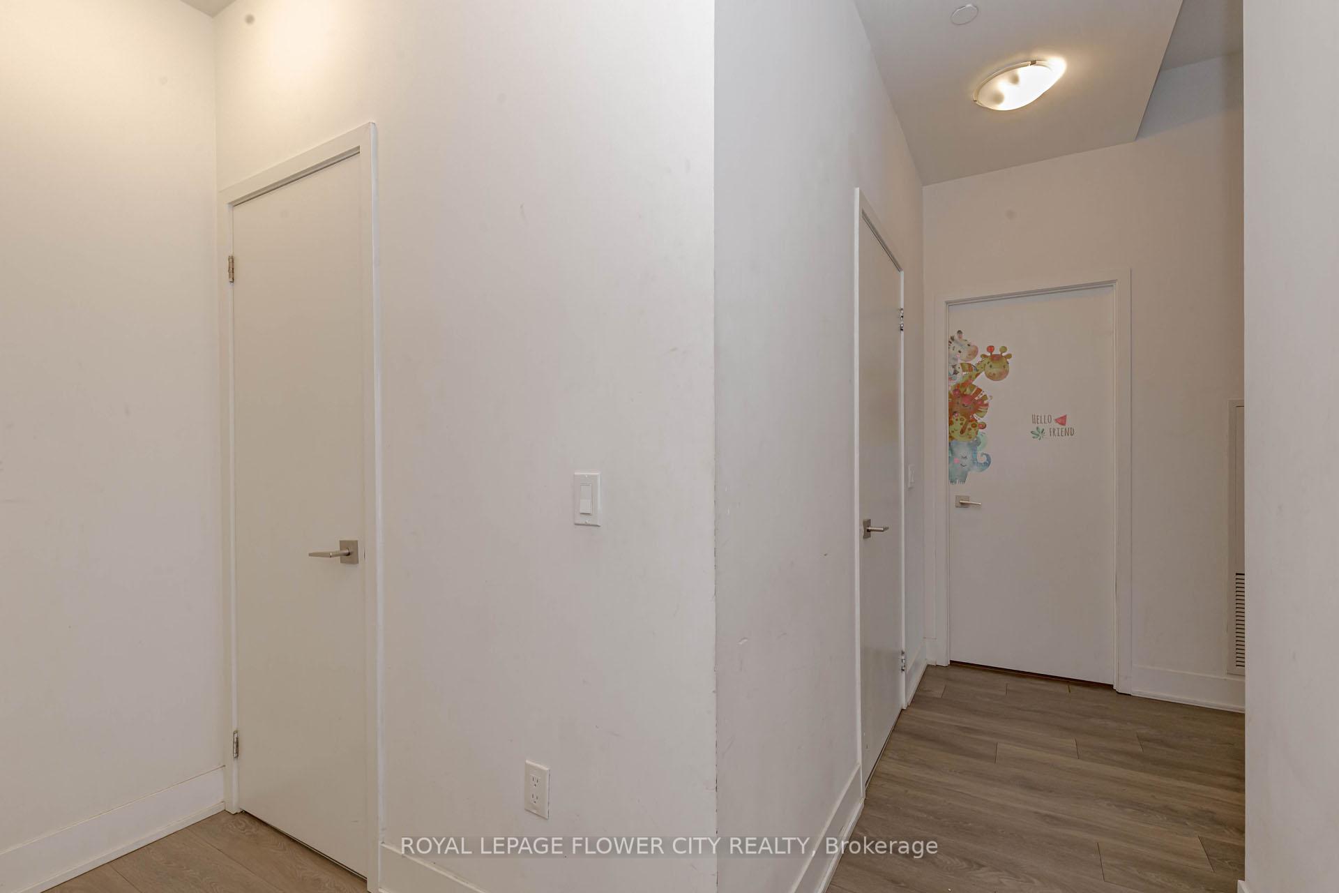 Photo 3 of Unit 518, 2916 Highway 7 E, Vaughan, Concord — HOMEH