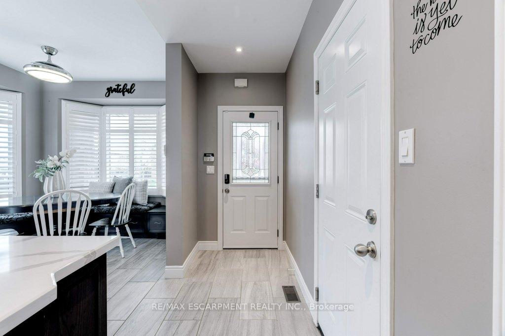Photo 4 of 62 Corinaldo Drive, Hamilton, Rushdale — HOMEH