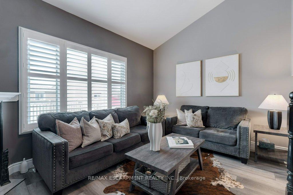 Photo 17 of 62 Corinaldo Drive, Hamilton, Rushdale — HOMEH