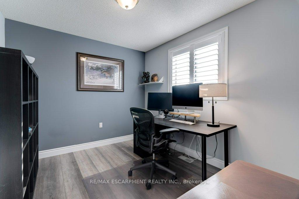 Photo 28 of 62 Corinaldo Drive, Hamilton, Rushdale — HOMEH