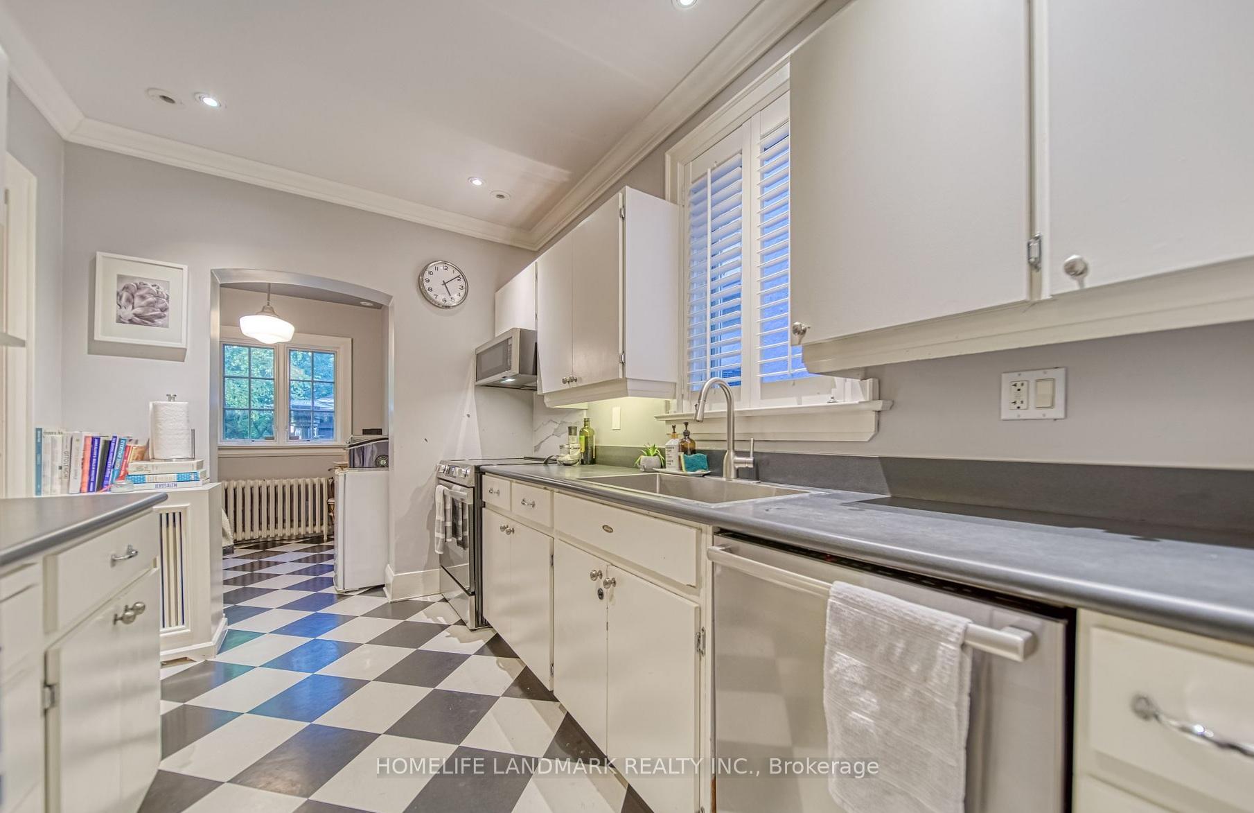 Photo 18 of 428 Castlefield Avenue, Toronto, Lawrence Park South — HOMEH