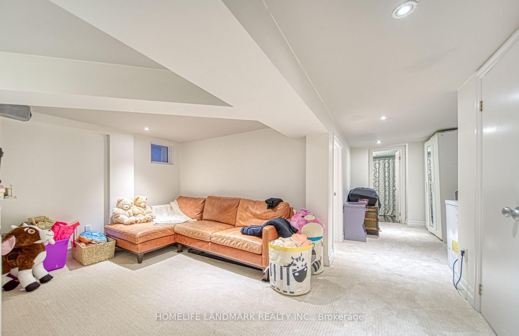 Photo 32 of 428 Castlefield Avenue, Toronto, Lawrence Park South — HOMEH