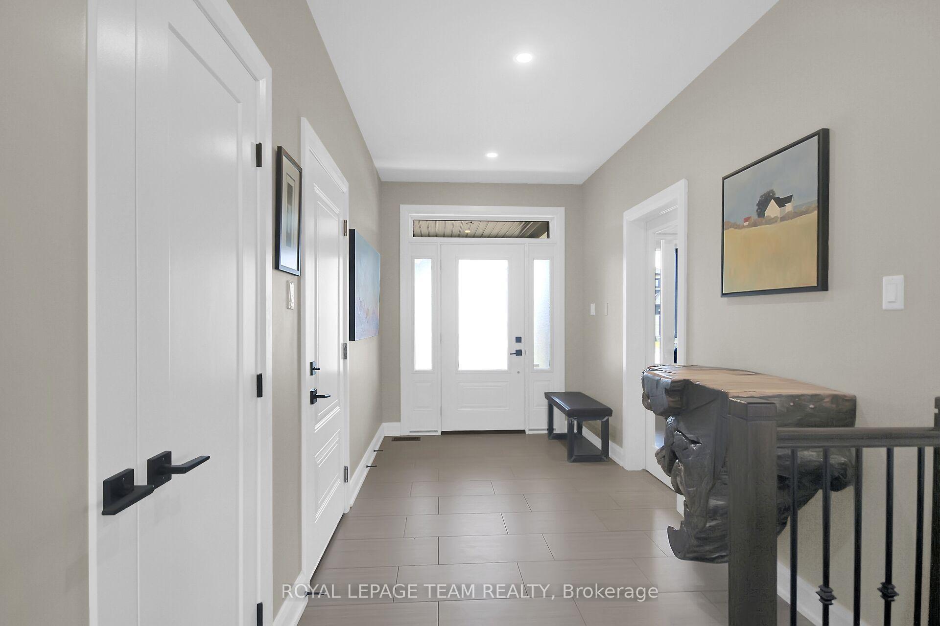 Photo 2 of 65 Nixon Farm Drive, Ottawa, Richmond — HOMEH