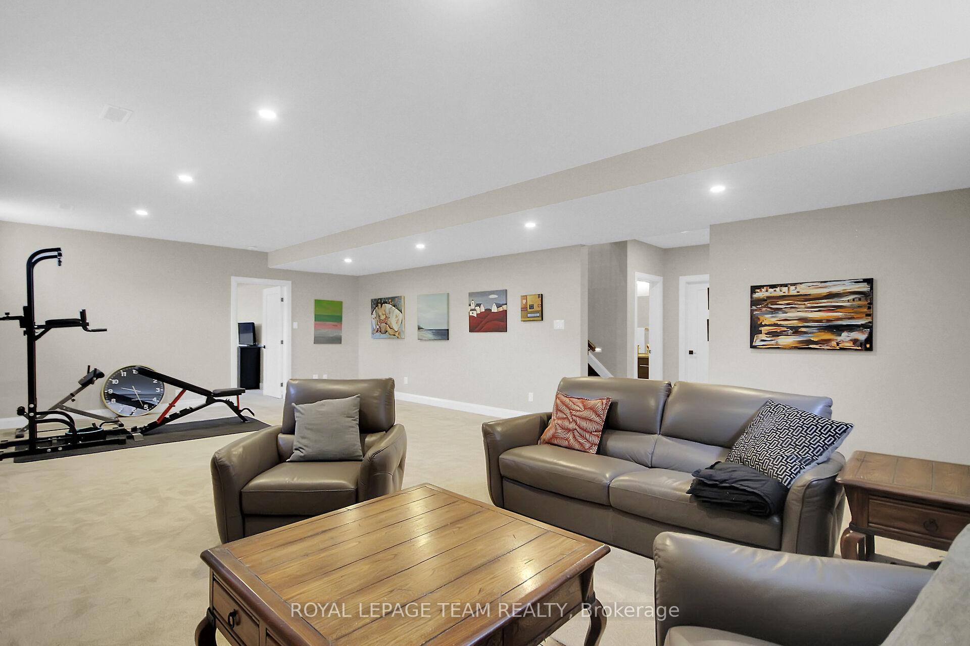 Photo 21 of 65 Nixon Farm Drive, Ottawa, Richmond — HOMEH