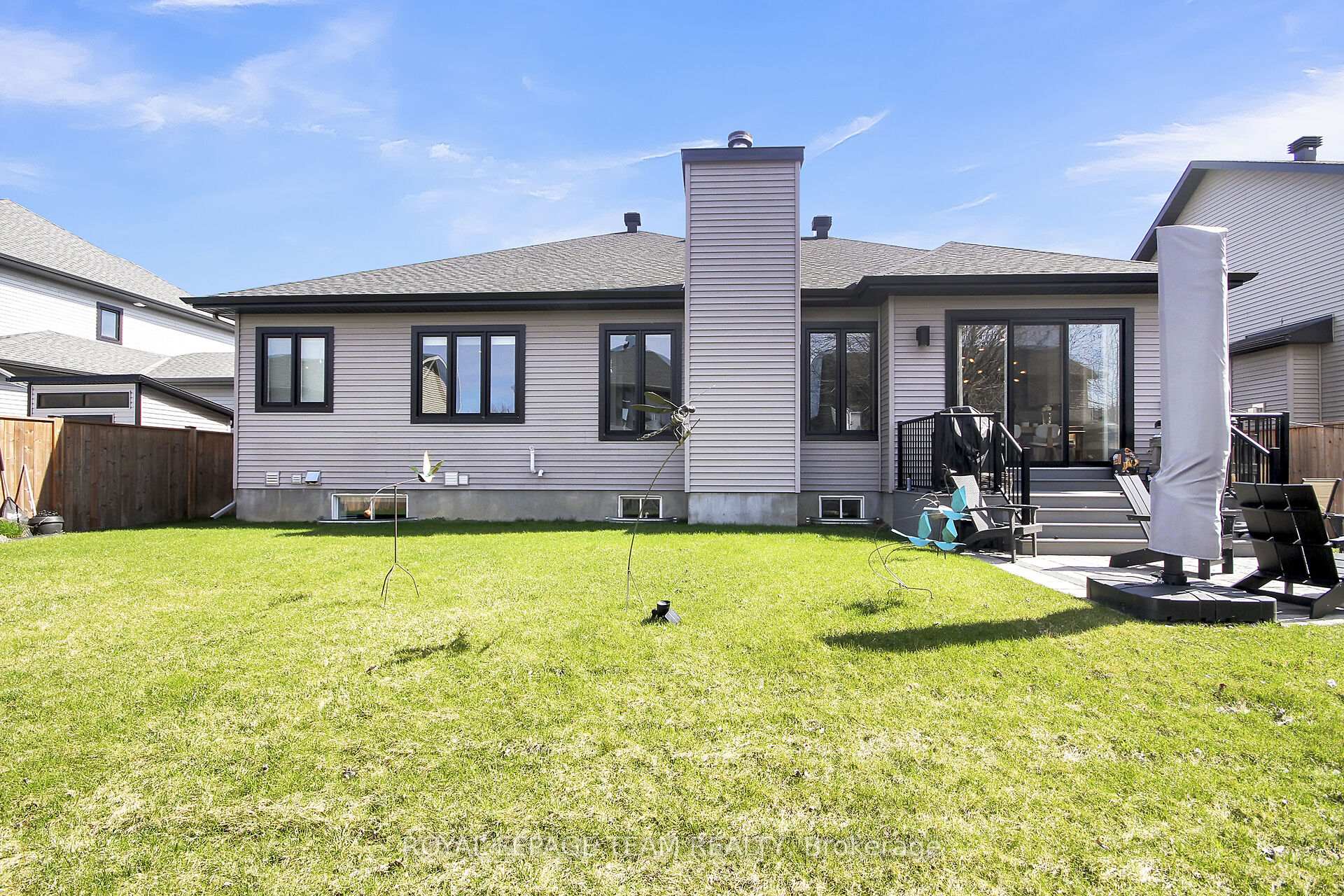 Photo 23 of 65 Nixon Farm Drive, Ottawa, Richmond — HOMEH