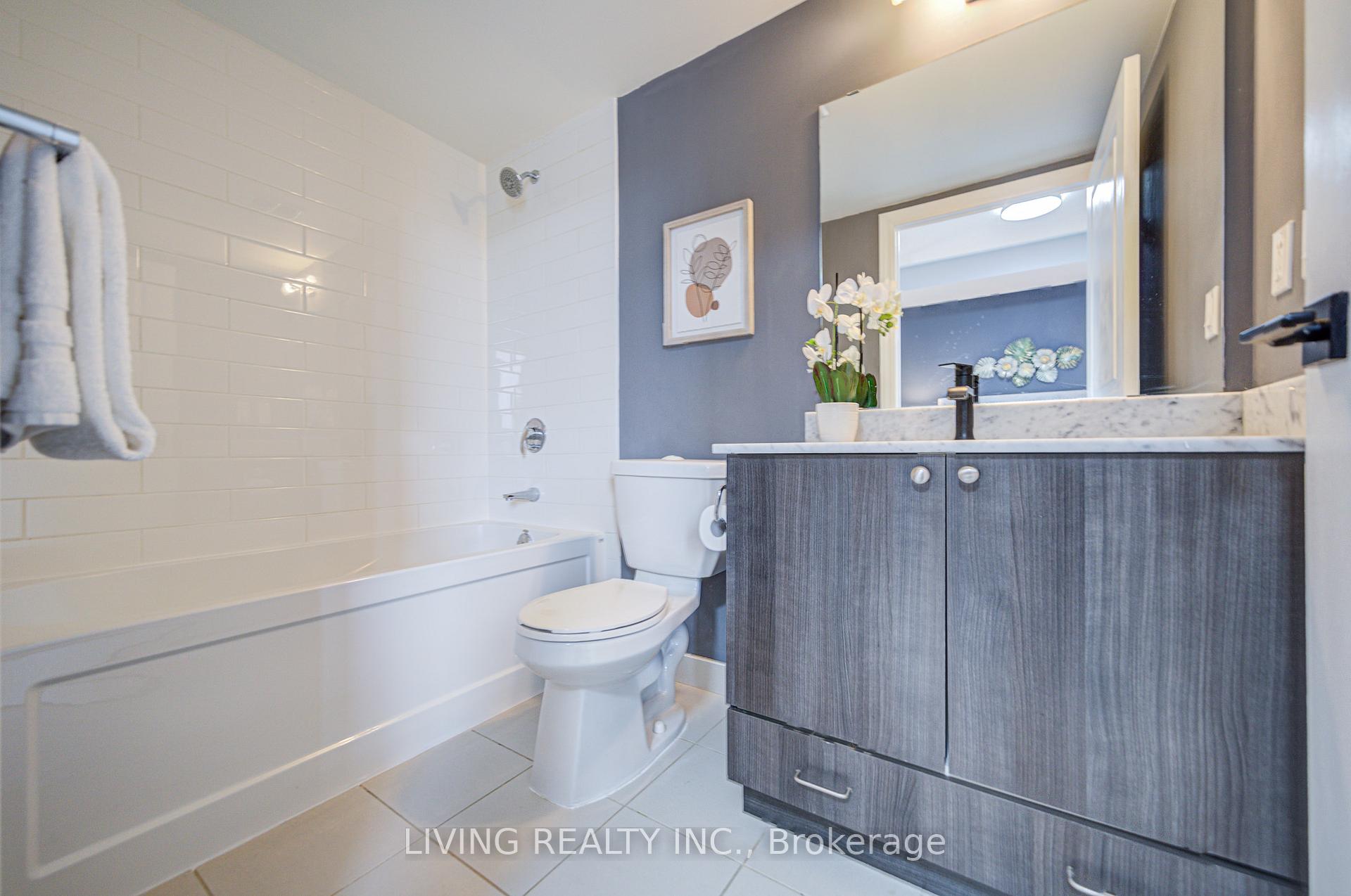 Photo 19 of Unit 301F, 8130 Birchmount Road, Markham, Unionville — HOMEH