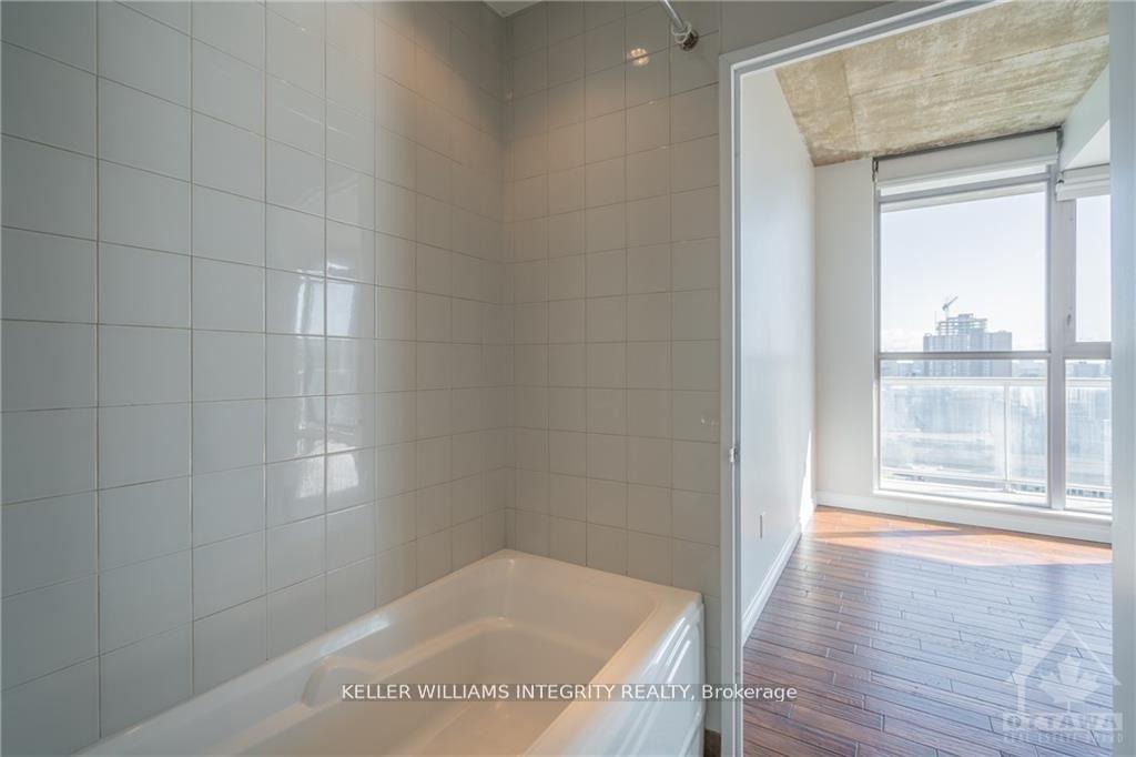 Photo 10 of Unit 1603, 179 George Street, Ottawa, Lower Town/Byward Market — HOMEH