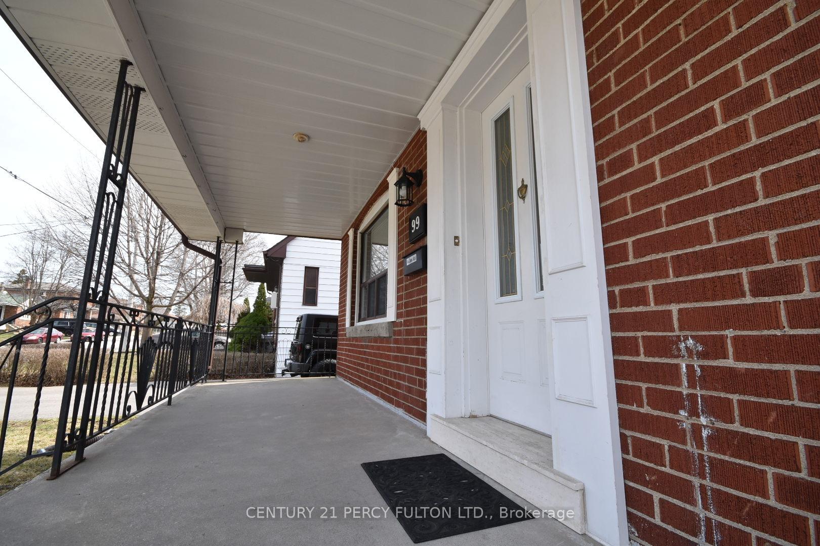 Photo 4 of 99 Galbraith (Main Floor) Avenue, Toronto, O'Connor-Parkview — HOMEH