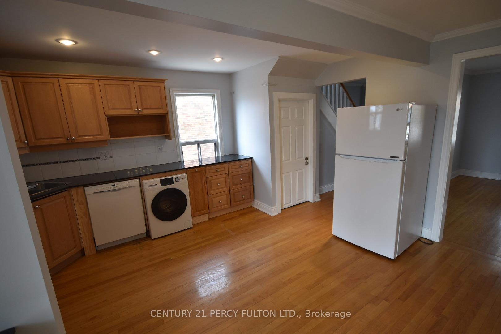 Photo 6 of 99 Galbraith (Main Floor) Avenue, Toronto, O'Connor-Parkview — HOMEH