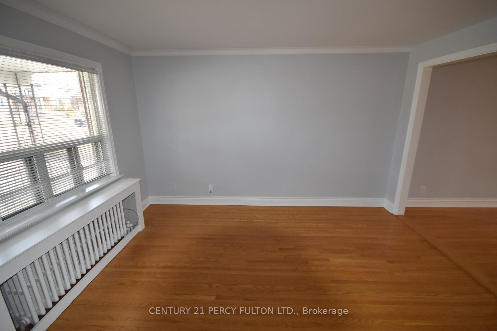Photo 12 of 99 Galbraith (Main Floor) Avenue, Toronto, O'Connor-Parkview — HOMEH