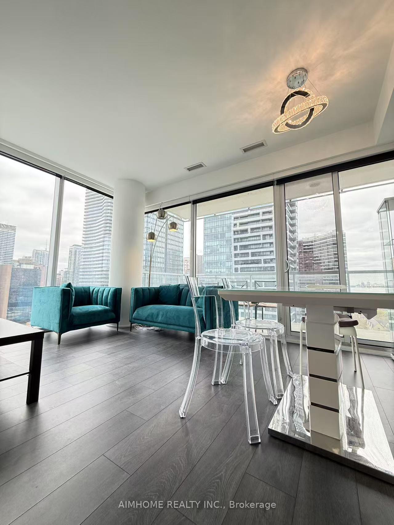 Photo 3 of Unit 2209, 3 Gloucester Street, Toronto, Church-Yonge Corridor — HOMEH