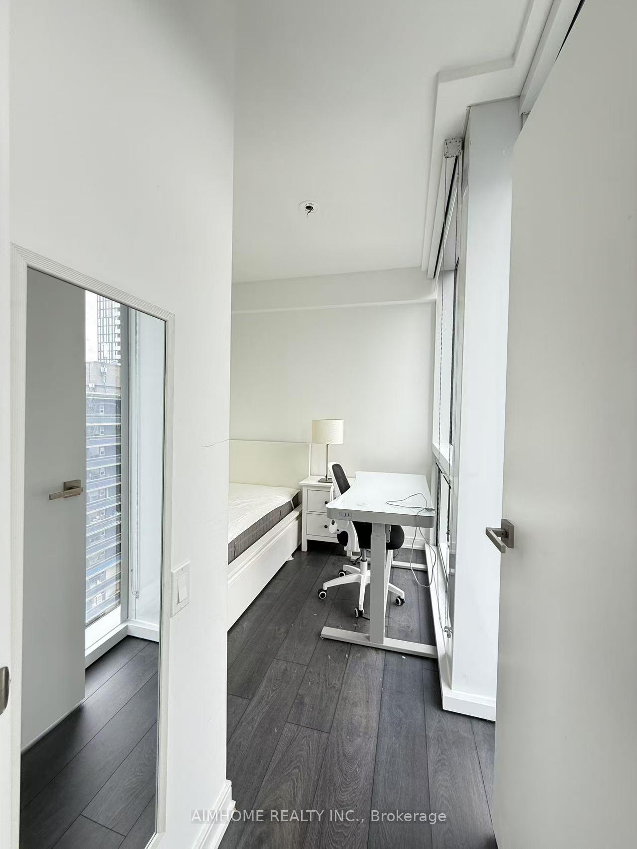 Photo 15 of Unit 2209, 3 Gloucester Street, Toronto, Church-Yonge Corridor — HOMEH