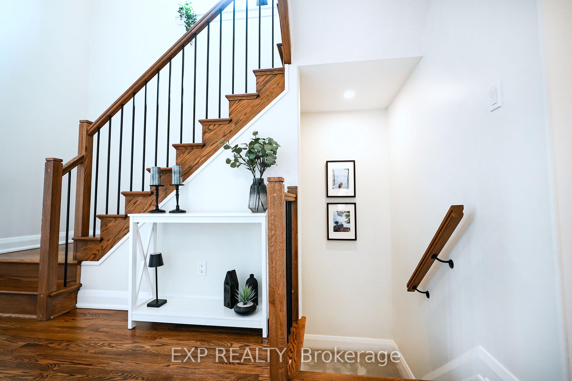 Photo 13 of 262 West Ridge Drive, Ottawa, Stittsville (South) — HOMEH