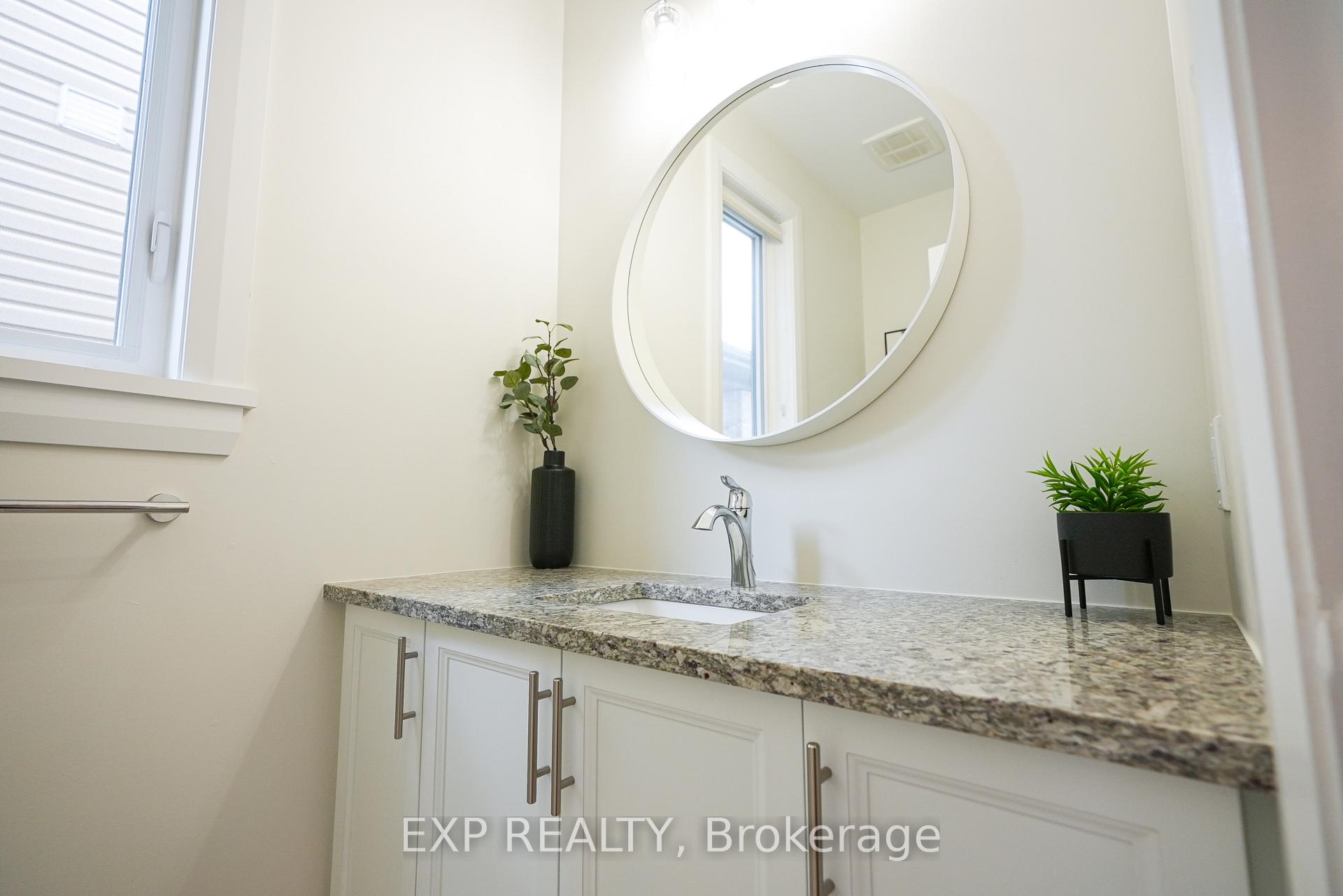 Photo 4 of 262 West Ridge Drive, Ottawa, Stittsville (South) — HOMEH