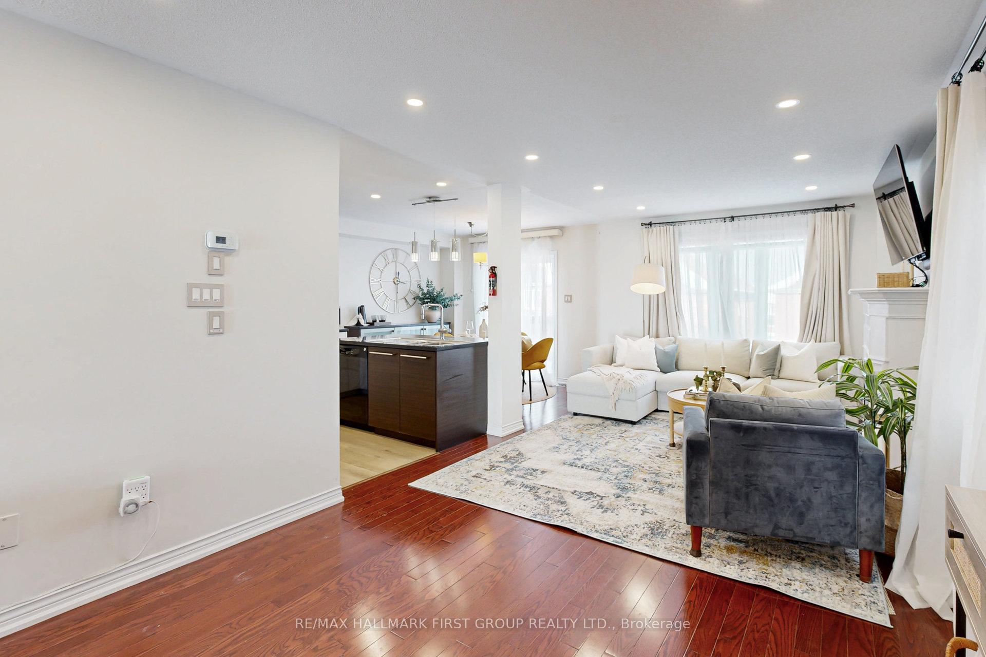 Photo 7 of 17 Shapland Crescent, Ajax, Northeast Ajax — HOMEH
