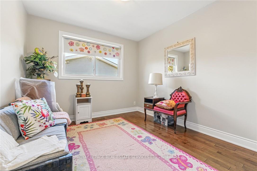 Photo 18 of 296 Glen Afton Drive, Burlington, Shoreacres — HOMEH