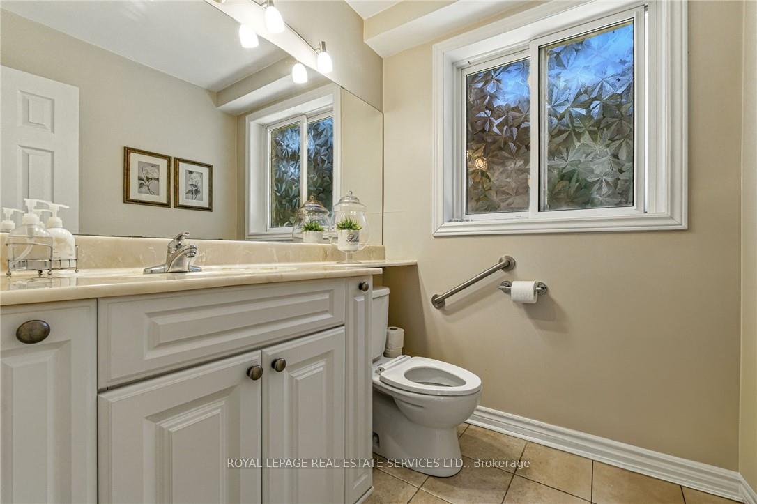 Photo 22 of 296 Glen Afton Drive, Burlington, Shoreacres — HOMEH