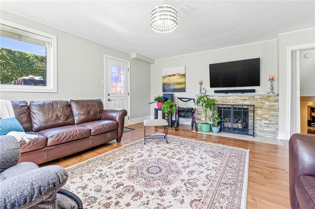 Photo 25 of 296 Glen Afton Drive, Burlington, Shoreacres — HOMEH