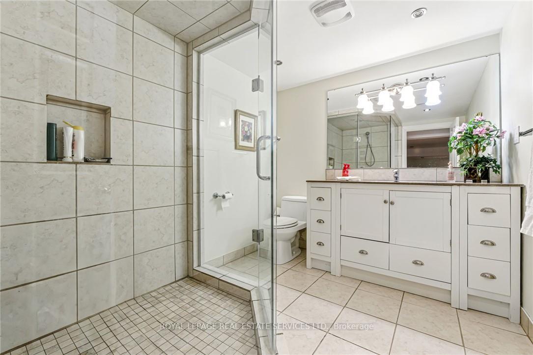 Photo 29 of 296 Glen Afton Drive, Burlington, Shoreacres — HOMEH