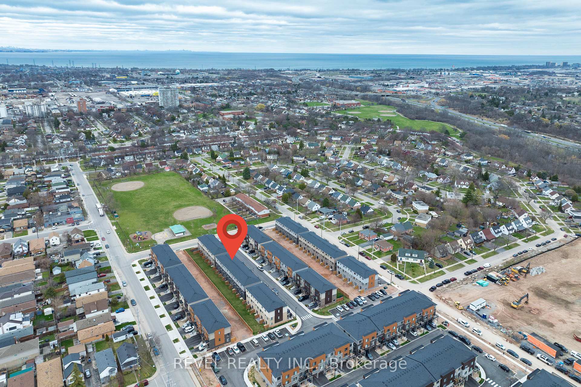 Photo 17 of Unit 10, 24 Radison Lane, Hamilton, McQuesten — HOMEH