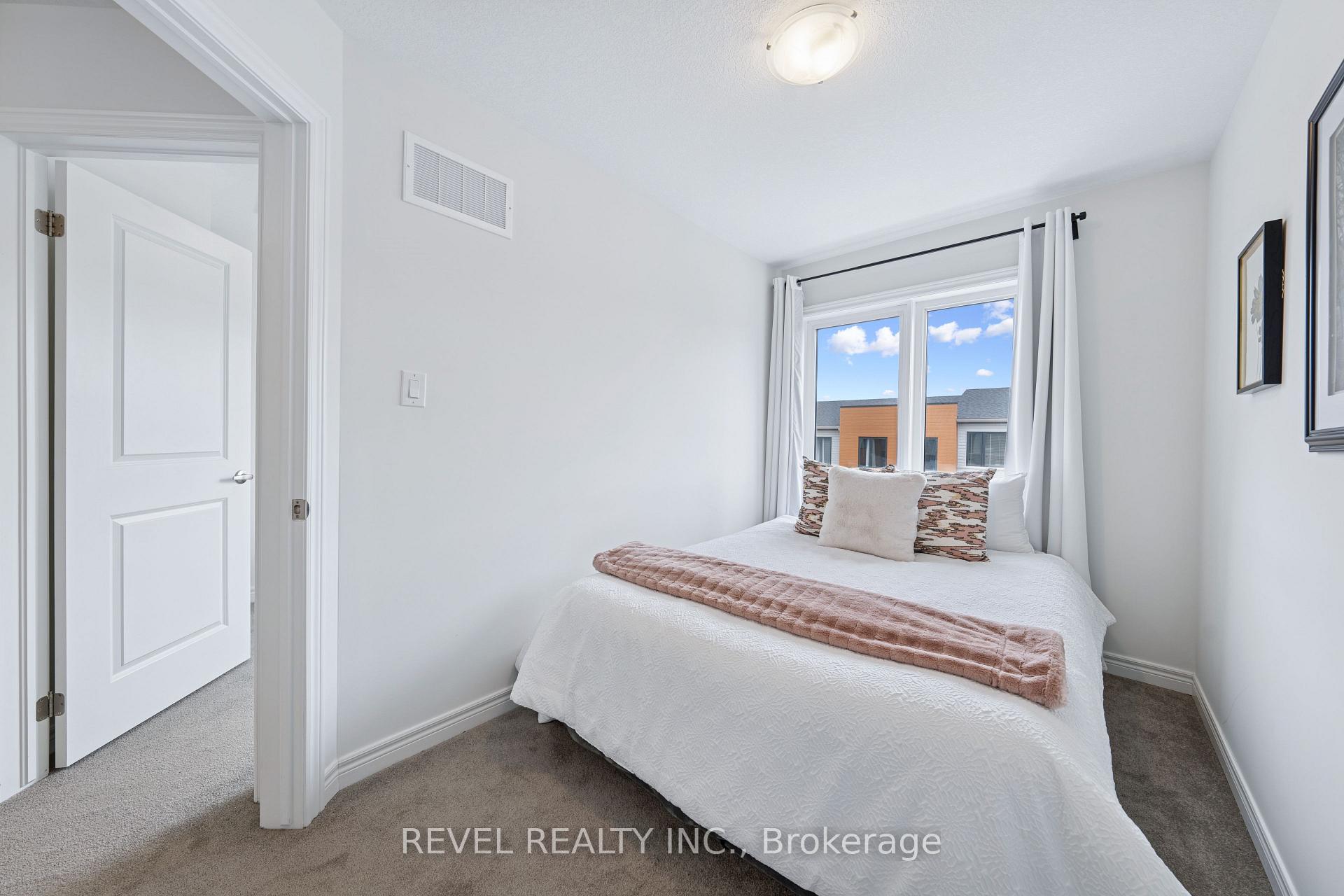 Photo 33 of Unit 10, 24 Radison Lane, Hamilton, McQuesten — HOMEH