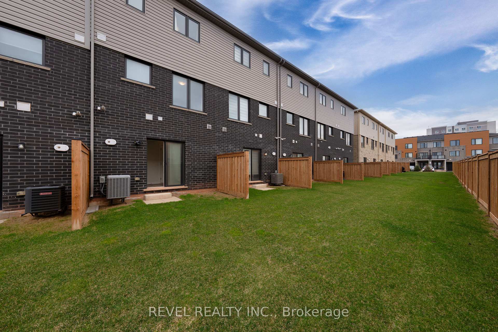 Photo 31 of Unit 10, 24 Radison Lane, Hamilton, McQuesten — HOMEH