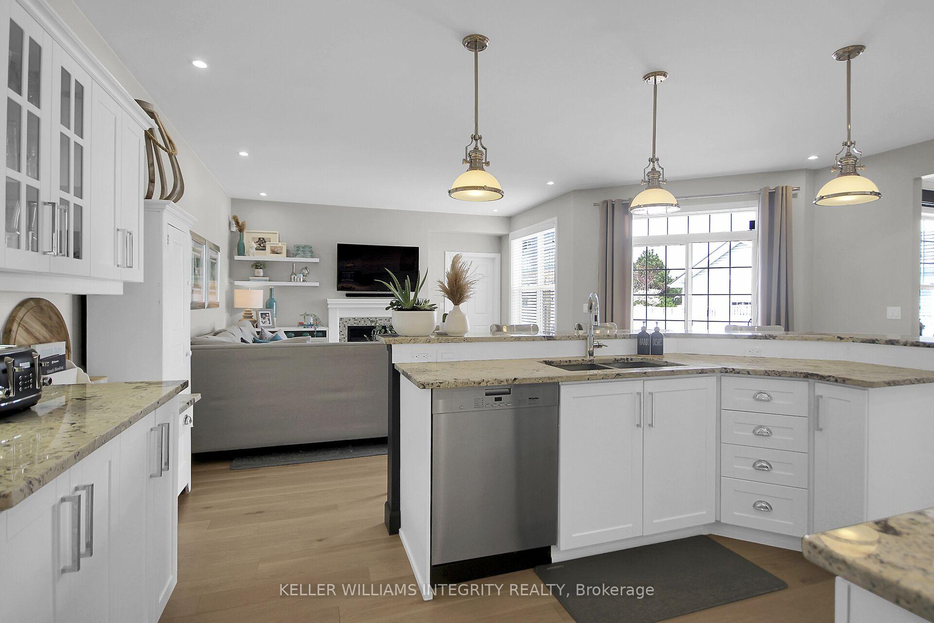 Photo 17 of 75 Berrigan Drive, Ottawa, Barrhaven - Longfields — HOMEH