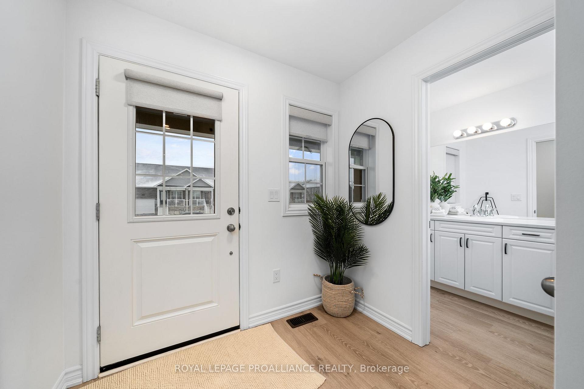 Photo 4 of 512 Hayward Street, Cobourg — HOMEH