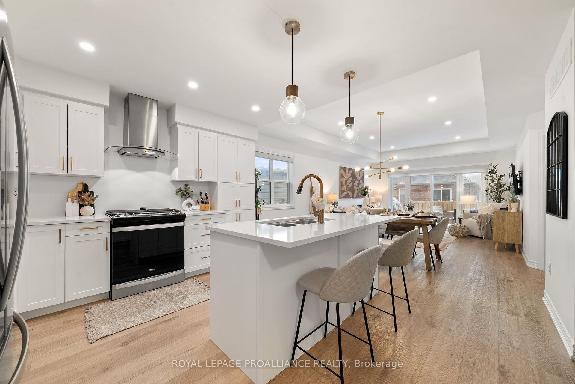 Photo 5 of 512 Hayward Street, Cobourg — HOMEH