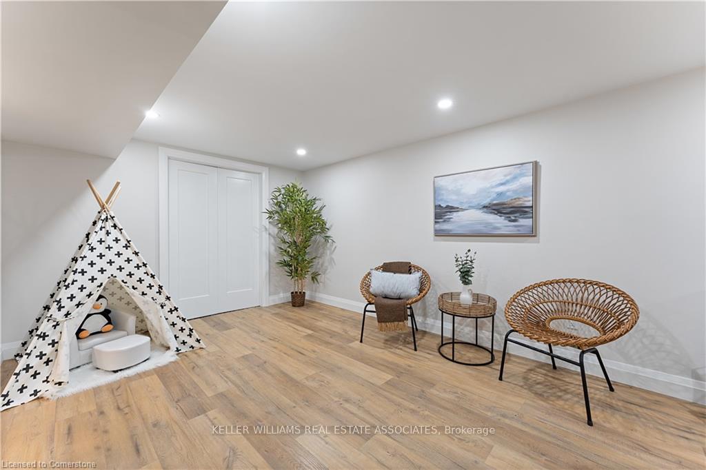 Photo 24 of 50 Hickery Place, Brant, Brantford Twp — HOMEH