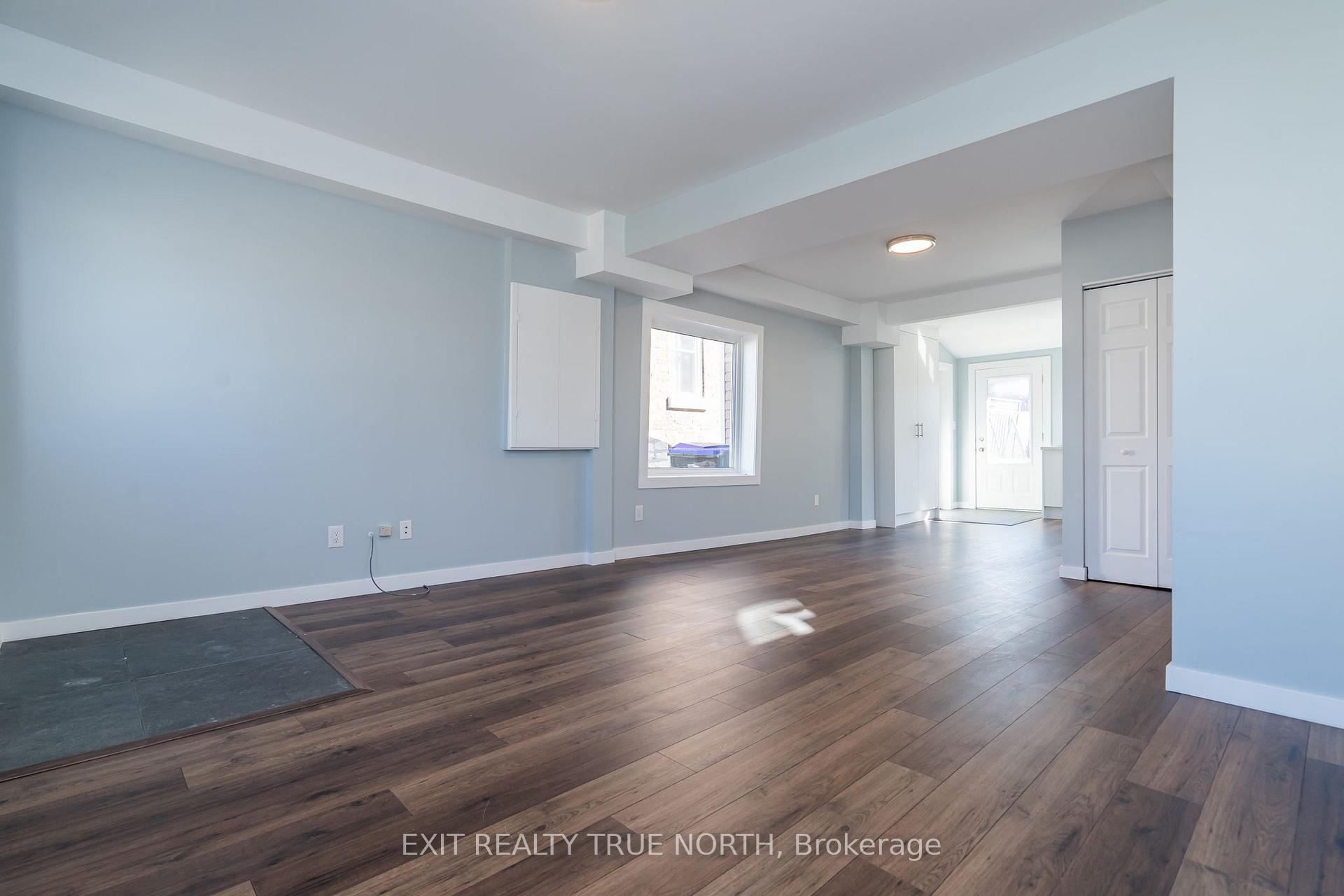Photo 3 of 220 Martha Street, Tay, Victoria Harbour — HOMEH