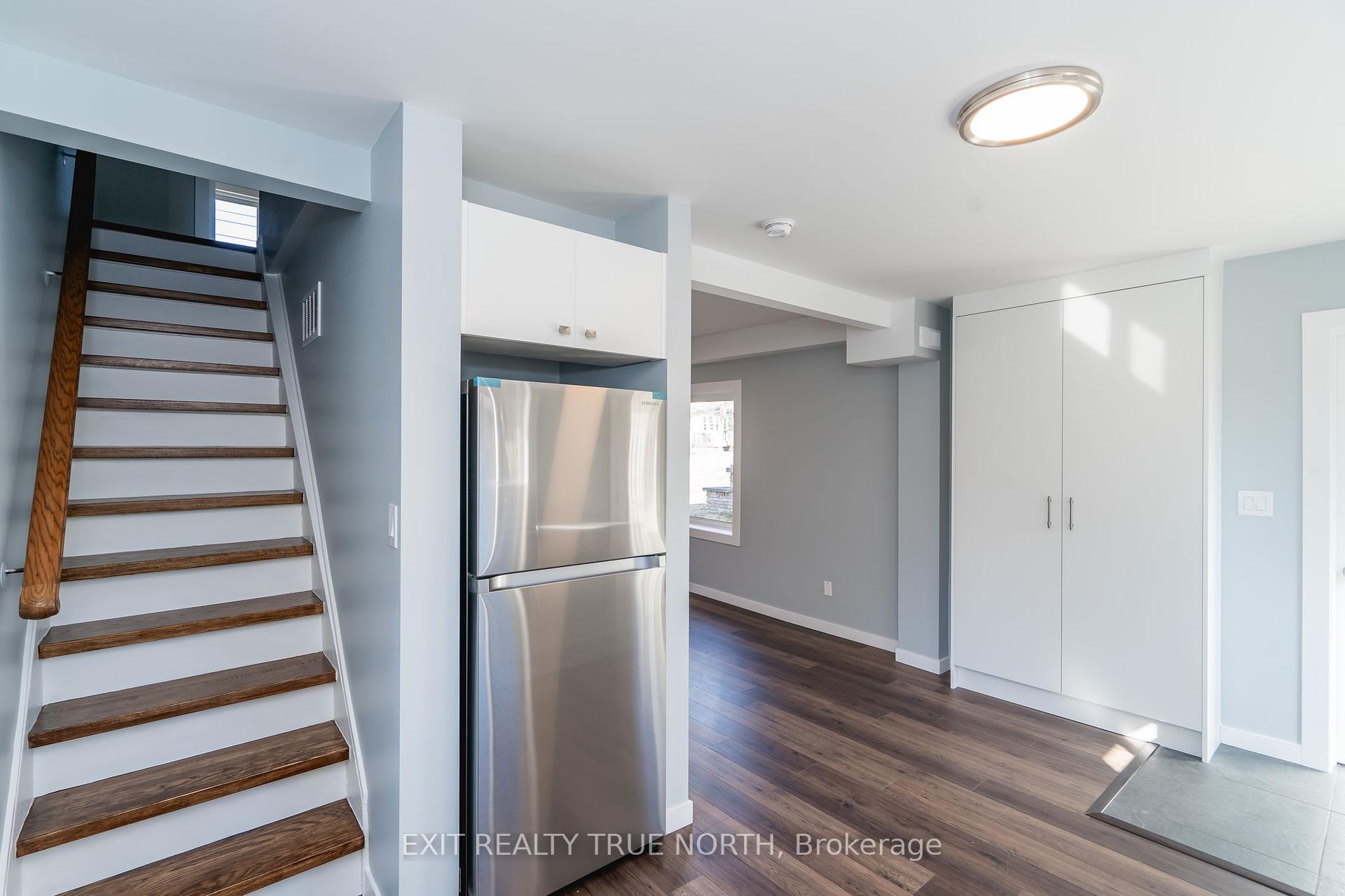 Photo 13 of 220 Martha Street, Tay, Victoria Harbour — HOMEH
