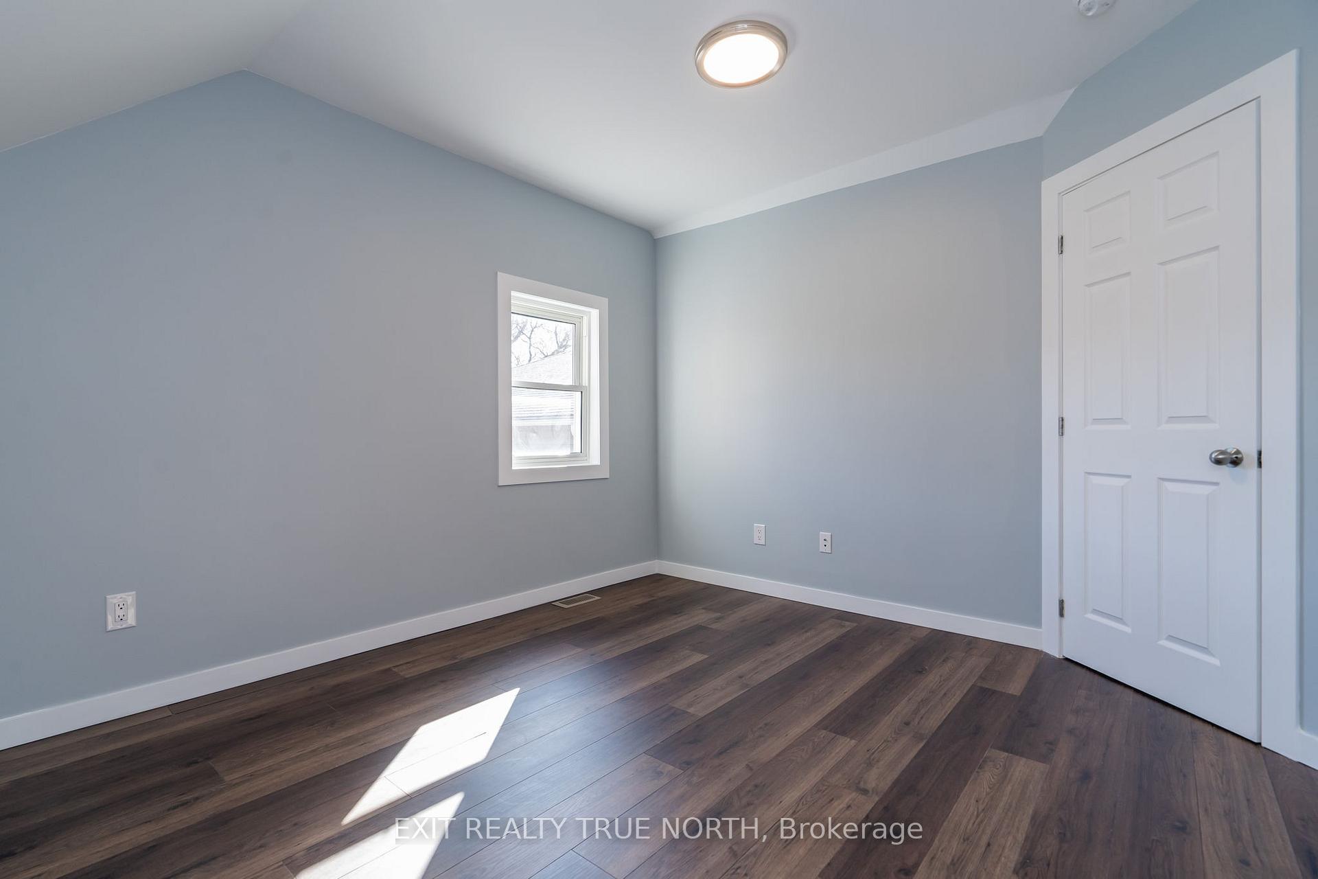 Photo 12 of 220 Martha Street, Tay, Victoria Harbour — HOMEH