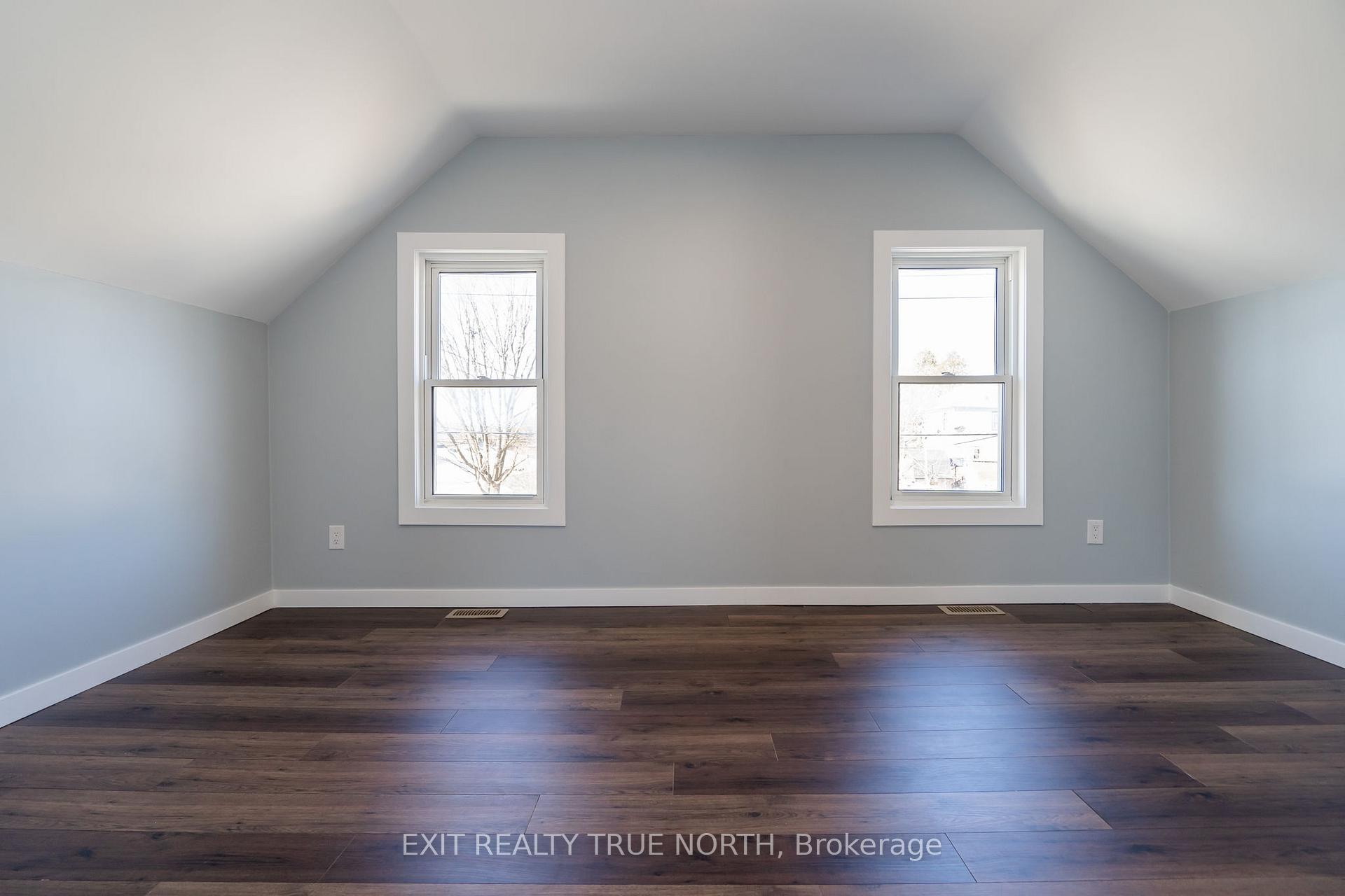 Photo 16 of 220 Martha Street, Tay, Victoria Harbour — HOMEH