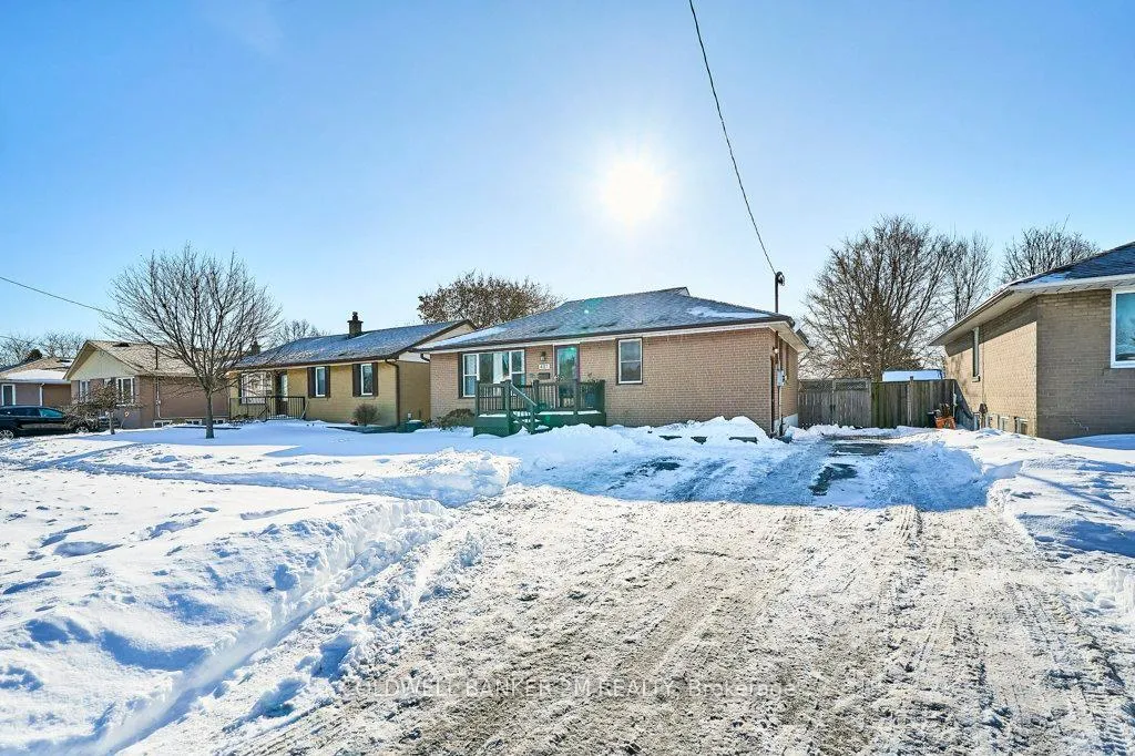 Photo 7 of 481 Emerald Avenue, Oshawa, Lakeview — HOMEH